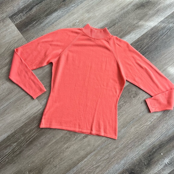 VNTG Henri Bendel merino wool sweater - Picture 5 of 14